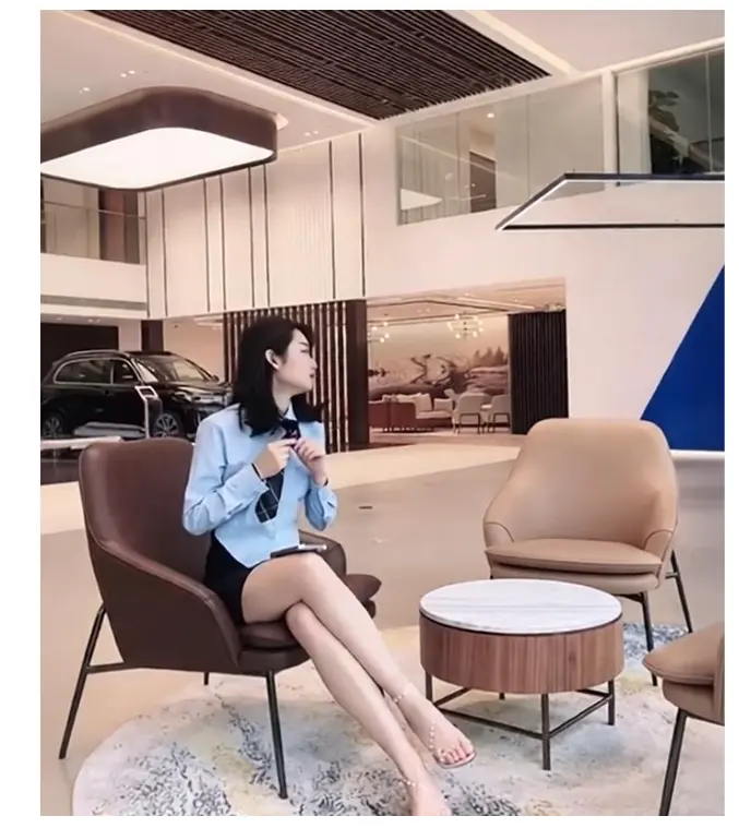 佳木斯新玛特迪桑特女销售导购事件完整版视频在线观看 - 现场视频最新进展曝光 - 佳木斯新玛特迪桑特女销售导购事件真相内幕独家揭秘